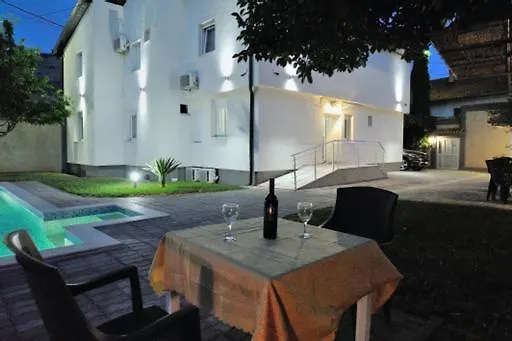 Paradiso By Italy Mostar